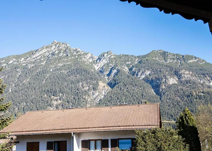 Wiesenglueck Garmisch-Partenkirchen