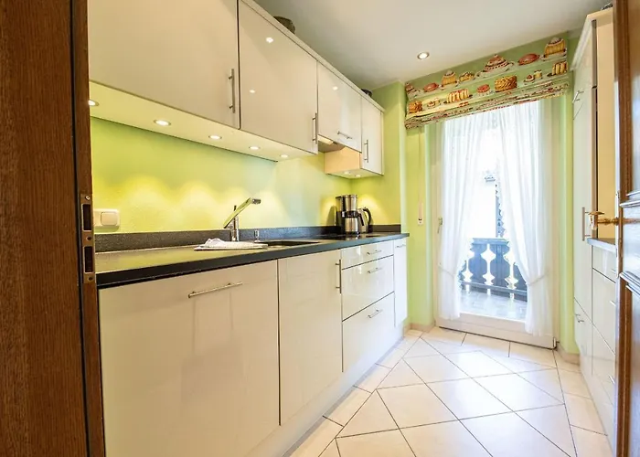 Wiesenglueck * Garmisch-Partenkirchen