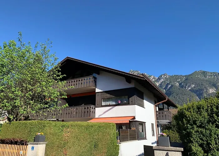 Wiesenglueck Garmisch-Partenkirchen